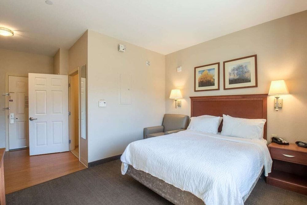 Western Slope suites 3