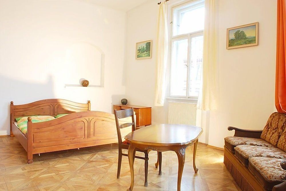 Cuba Bar & Hostel -1 estrellas en České Budějovice
