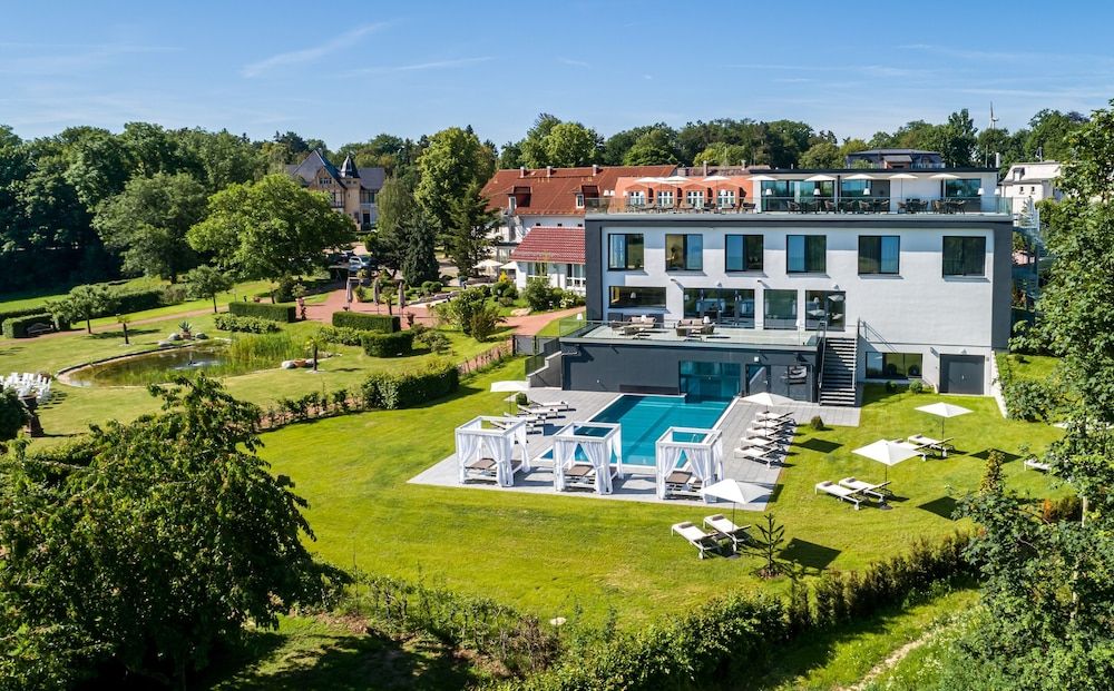 Romantik Hotel Schwanefeld 4 estrelas em Meerane