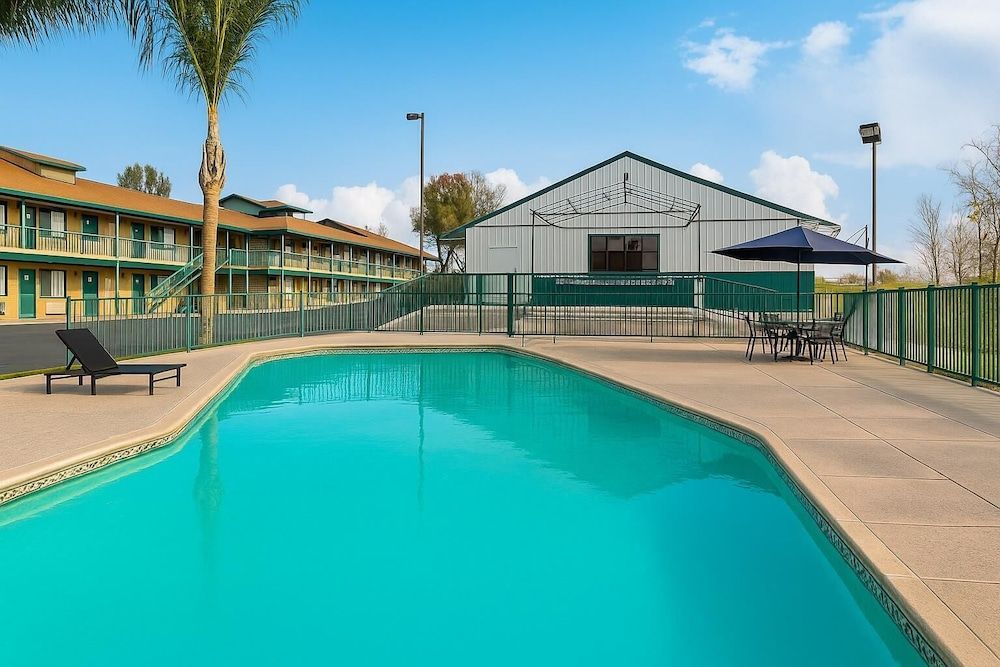Red Lion Inn & Suites Lemoore 3 estrelas em Lemoore