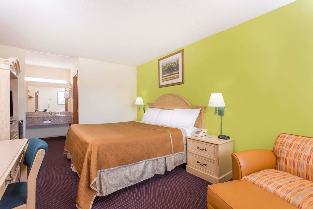 Travelodge by Wyndham Cordele 3