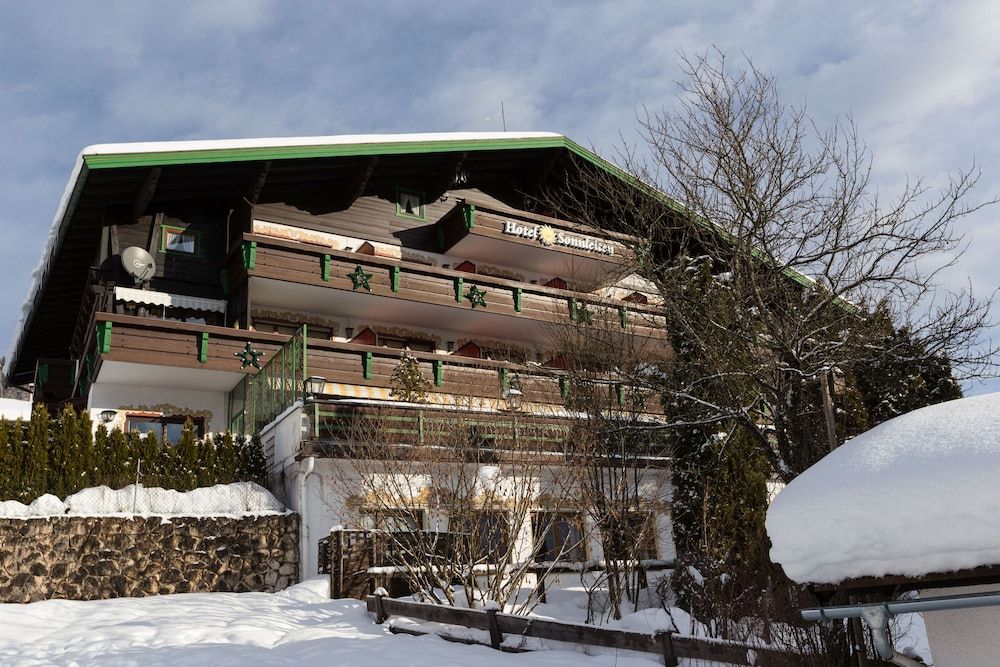 DEVA Hotel Sonnleiten -1 estrelas em Reit im Winkl