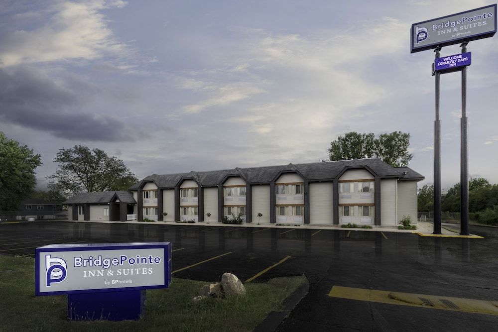 BridgePointe Inn & Suites -1 estrelas em Council Bluffs