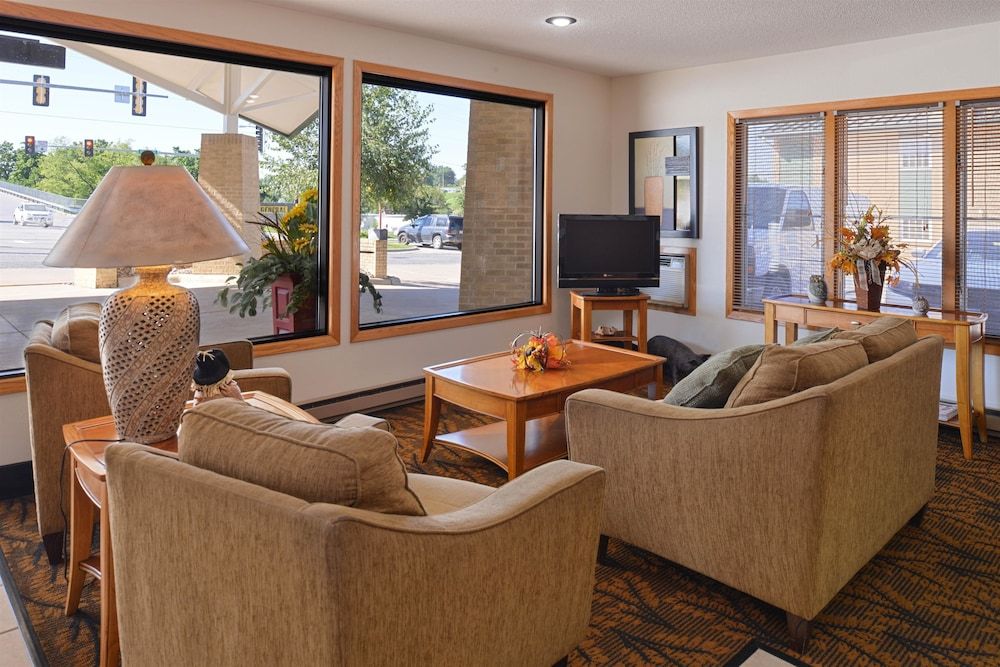 Americas Best Value Inn & Suites Atlantic 3