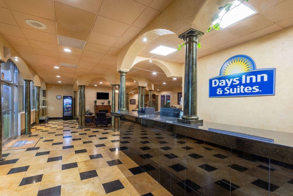 Days Inn & Suites by Wyndham Clovis 2 estrelas em Clovis