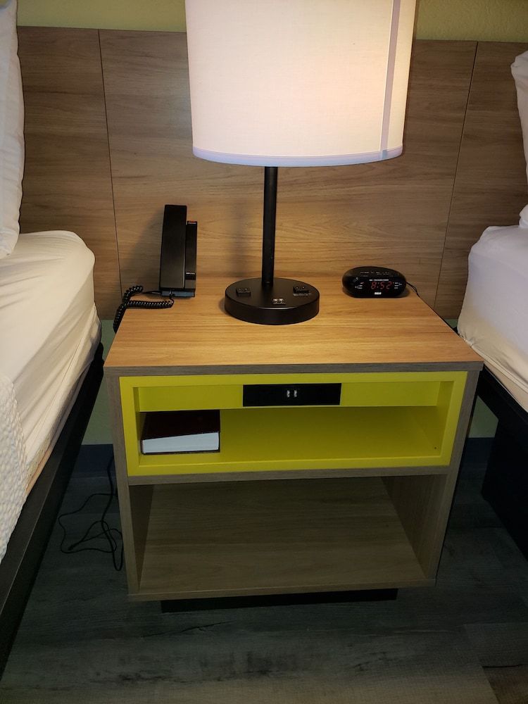 Days Inn & Suites by Wyndham Clovis 3