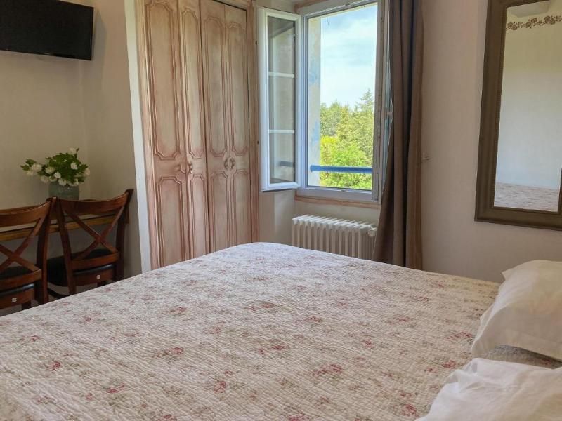 Logis Grand Hotel Bain 3