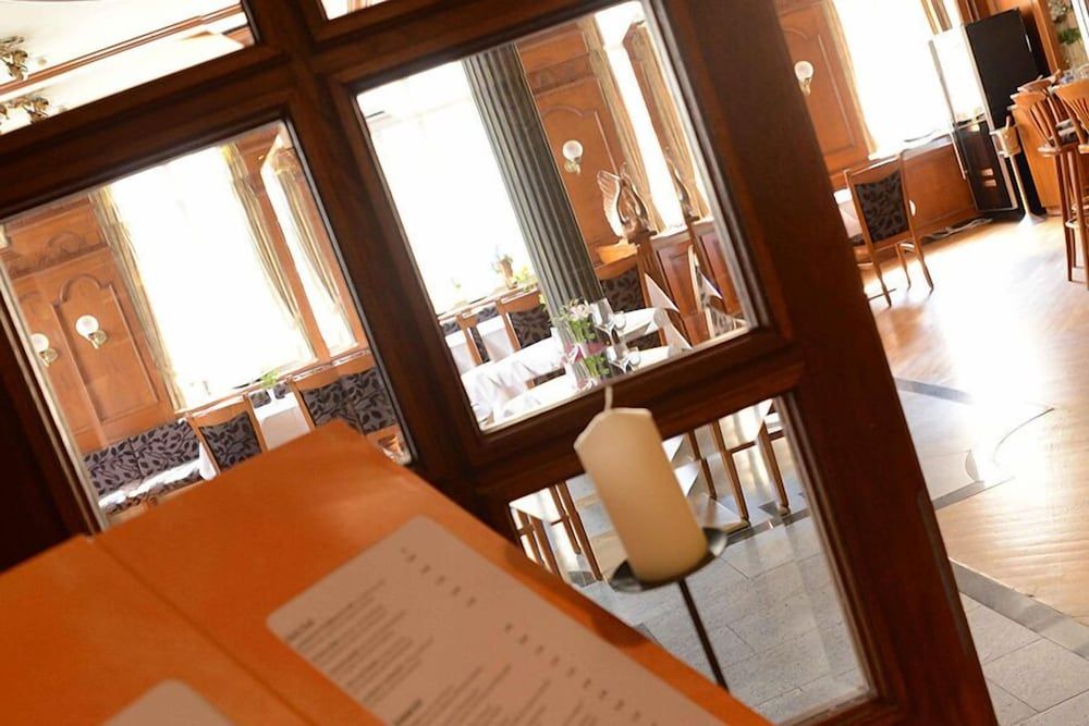 Hotel Drei Schwanen -1 étoiles à Hohenstein-Ernstthal