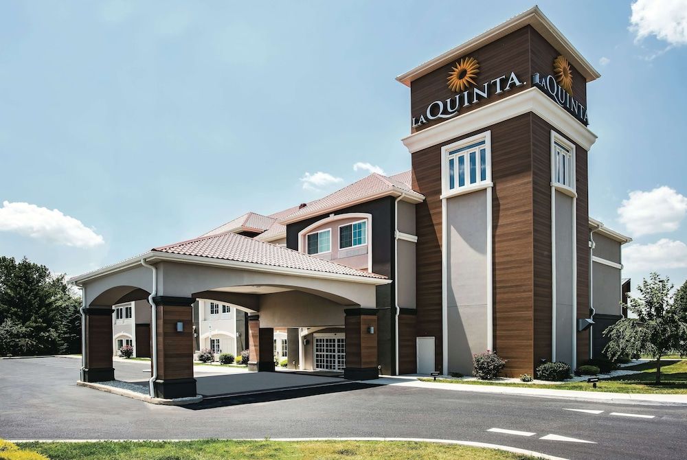 La Quinta Inn & Suites by Wyndham Chambersburg 3 estrelas em Chambersburg