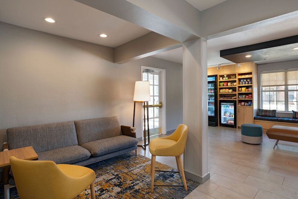 TownePlace Suites by Marriott College Station 2