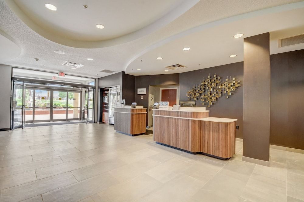 Courtyard by Marriott Cincinnati North at Union Centre 2