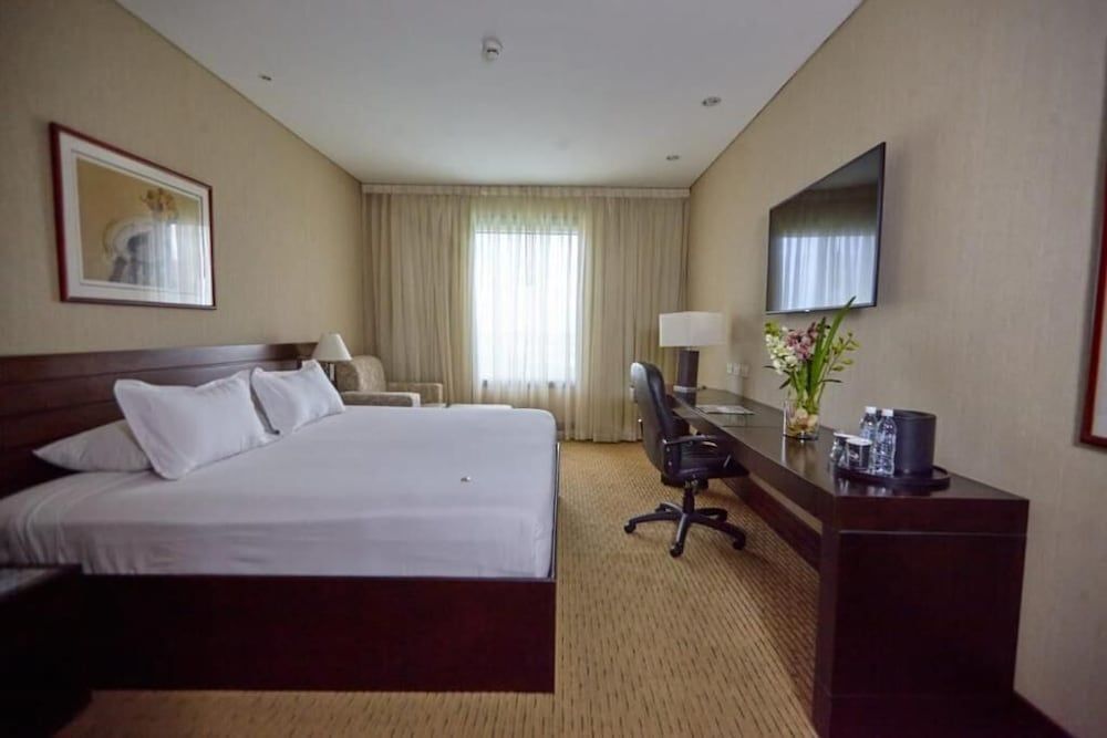 EUROBUILDING EXPRESS MAIQUETIA 3