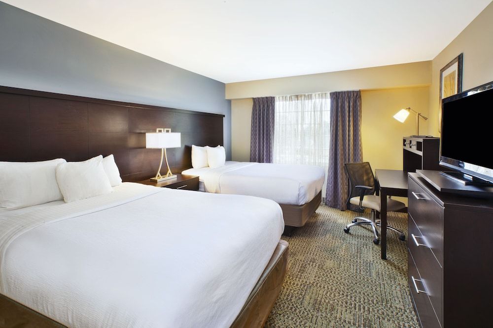 Staybridge Suites Cleveland Mayfield Heights Beachwood by IHG 2