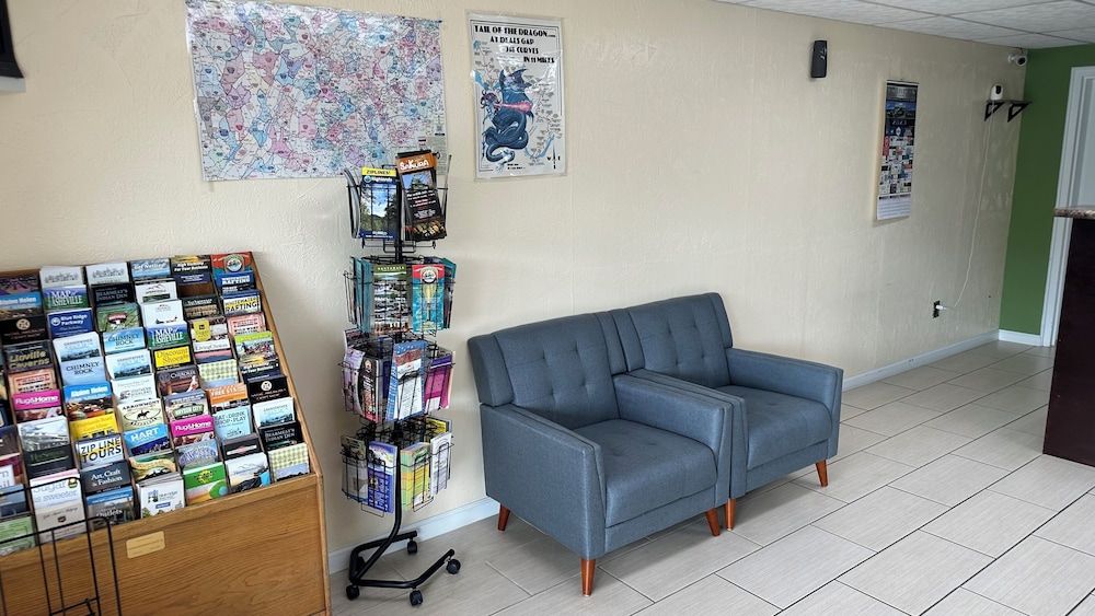 Colonial Inn Franklin 2