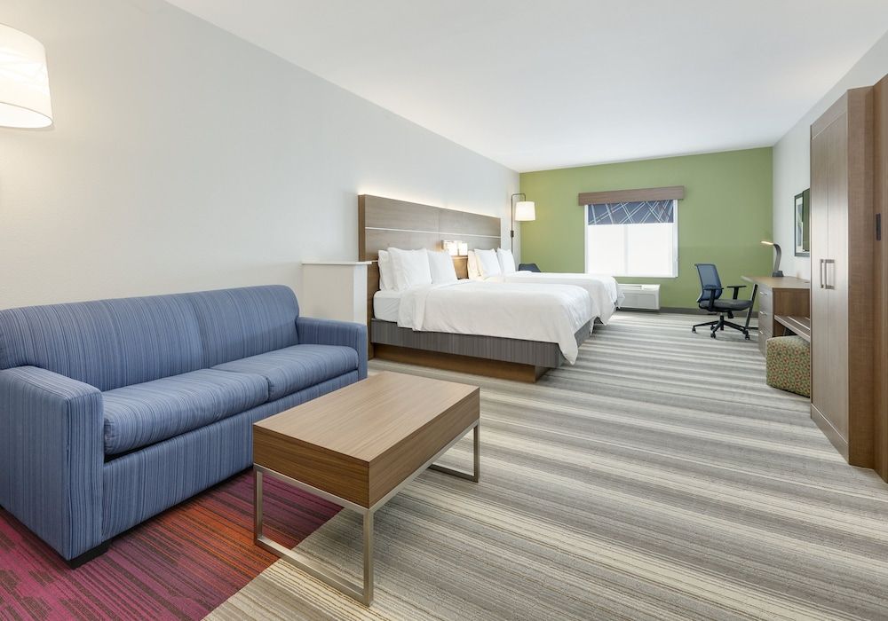 Holiday Inn Express & Suites Denton North by IHG 3