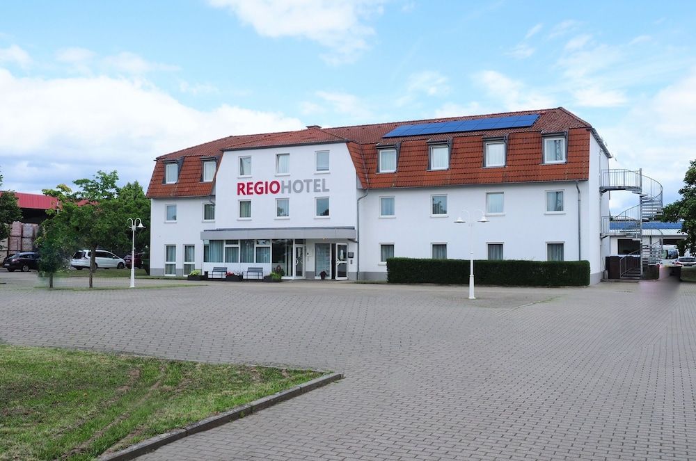 REGIOHOTEL Salzland 3 estrelas em Frohse