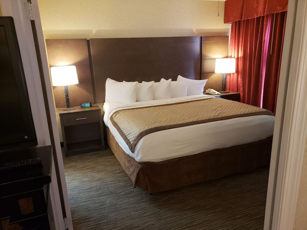 Affordable Suites of America Detroit-Warren 3