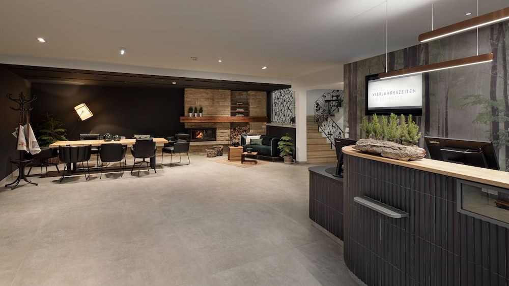 Hotel VierJahreszeiten am Seilersee 3