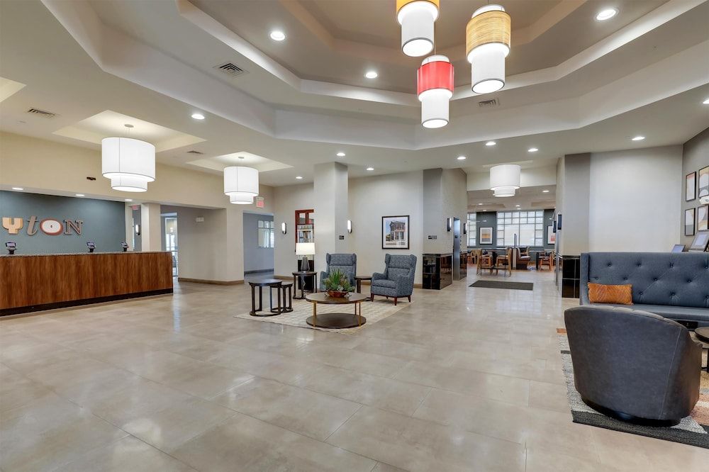 Drury Inn & Suites Dayton North 3