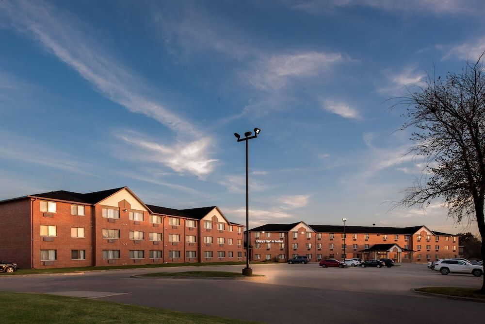 Days Inn & Suites by Wyndham Des Moines Airport 2 estrelas em Des Moines