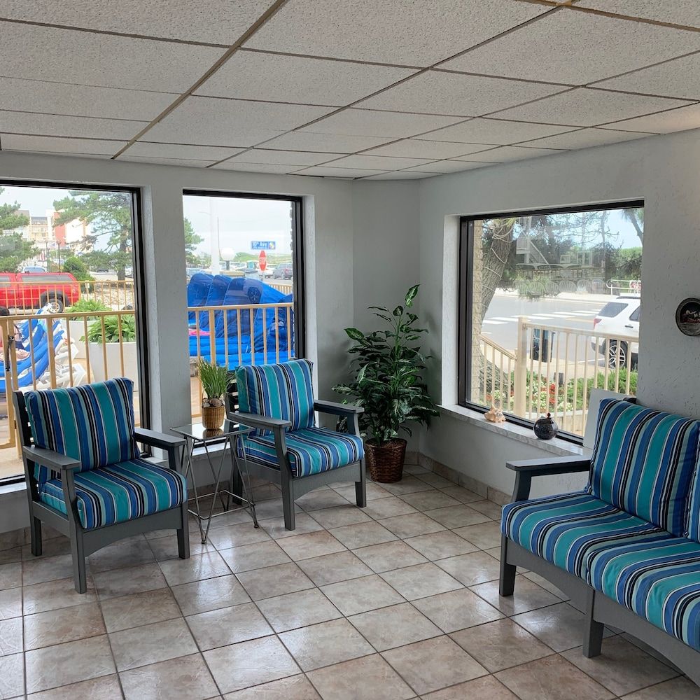 Roman Holiday Motel 2