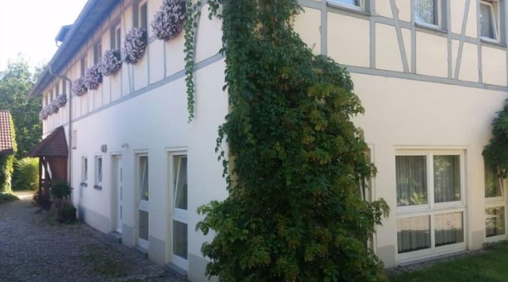 Landhotel Zum Nicolaner -1 stelle a Großweitzschen