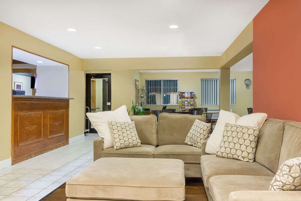 Baymont by Wyndham Huber Heights Dayton 3