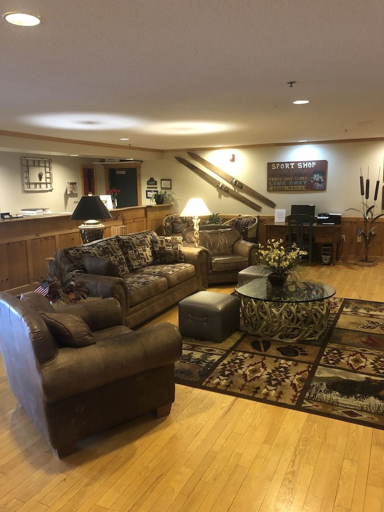 Flat Creek Lodge 3