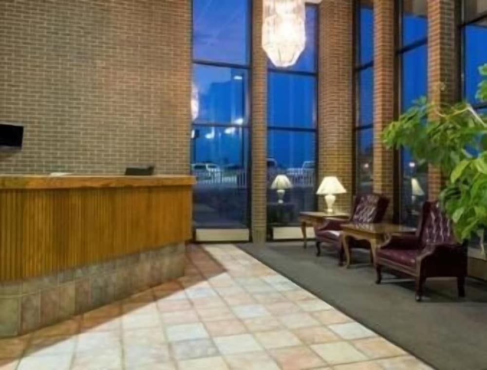 Super 8 by Wyndham Miamisburg Dayton S Area OH 3