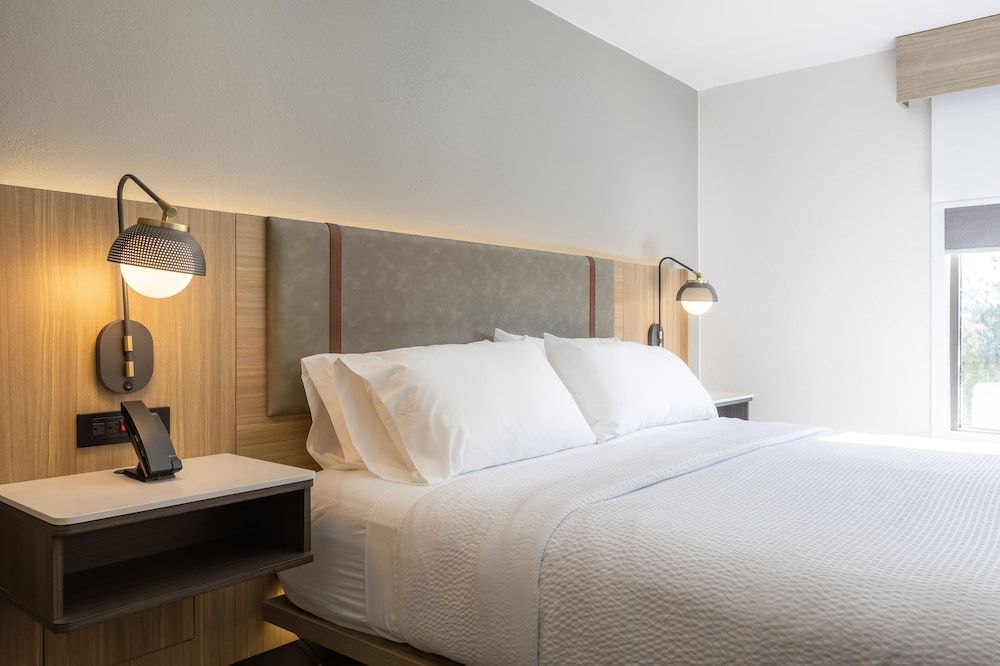 Holiday Inn Anderson 3