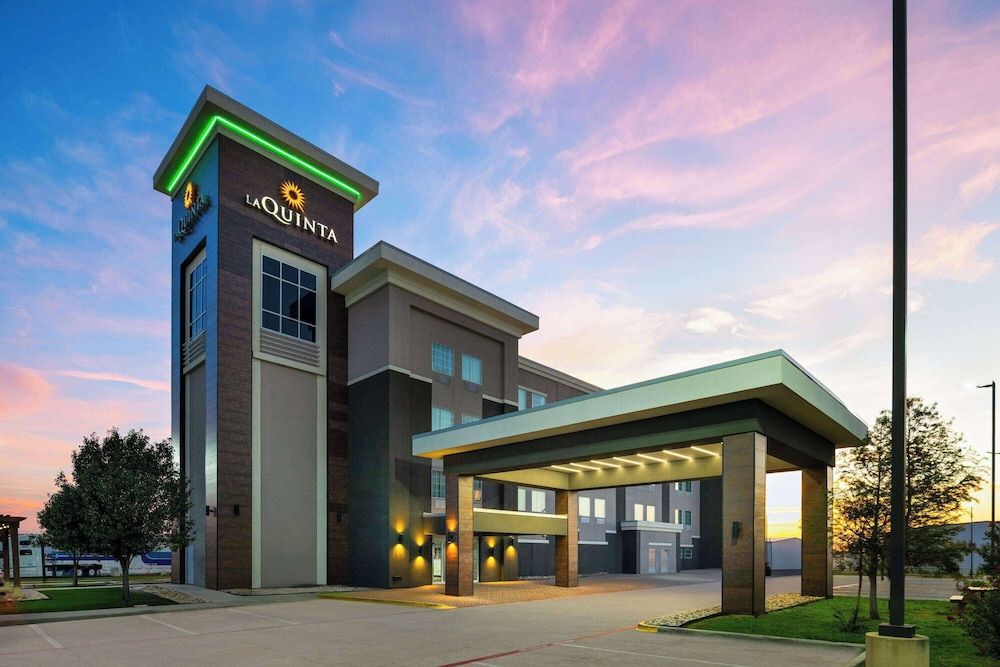 La Quinta Inn & Suites by Wyndham Denton - University Drive 3 estrelas em Denton