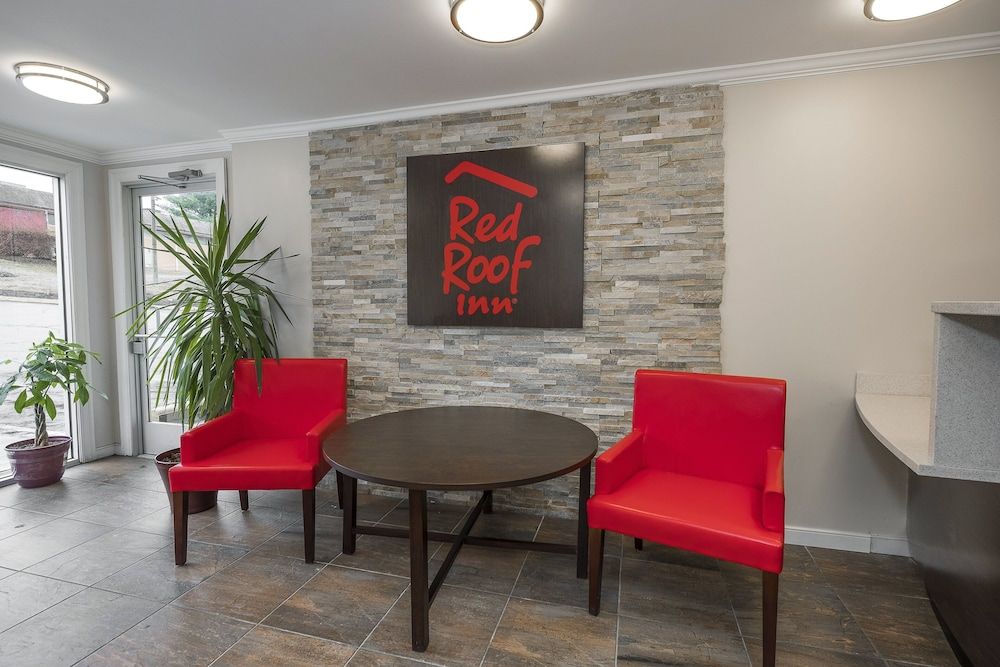 Red Roof Inn Fredericksburg North 3