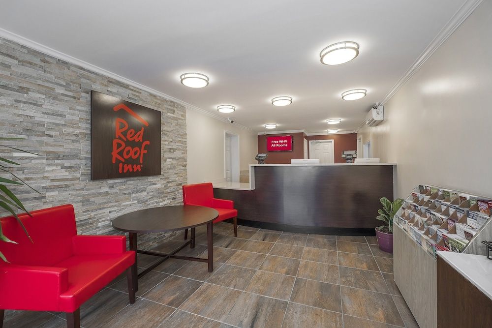 Red Roof Inn Fredericksburg North 2