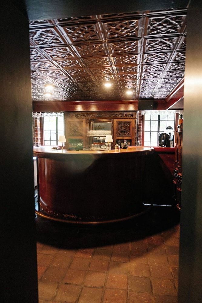 Ironclad Inn & Bourbon Room -1 estrellas en Fredericksburg