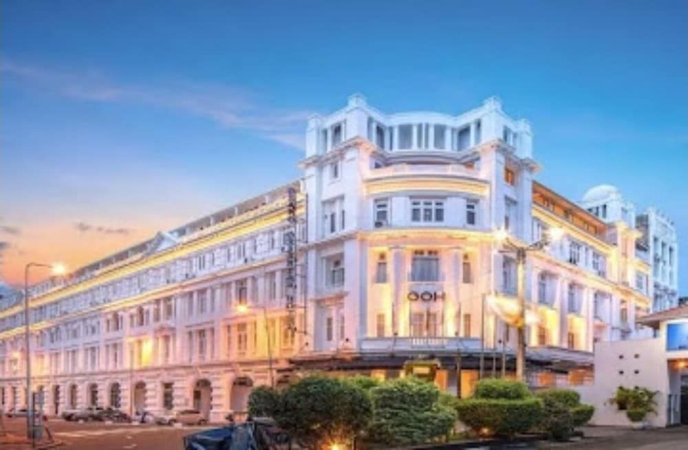 Grand Oriental Hotel 1