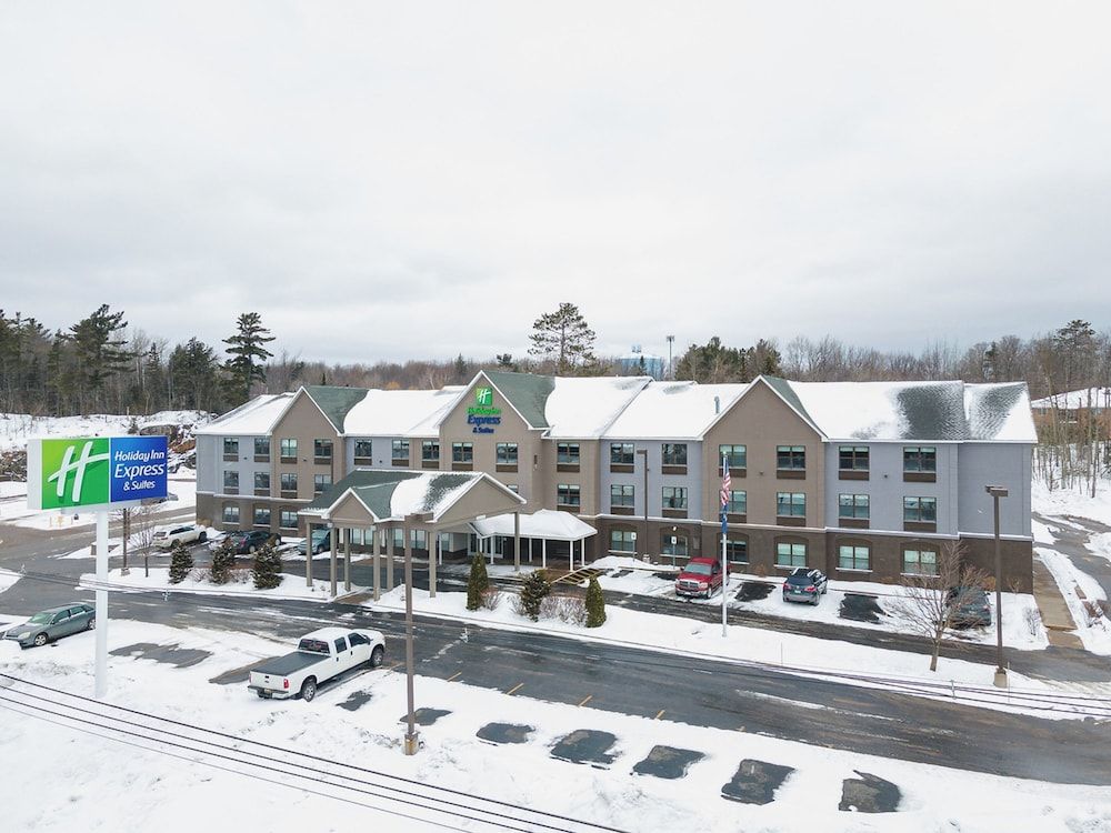 Holiday Inn Express & Suites Marquette by IHG 3 estrelas em Marquette