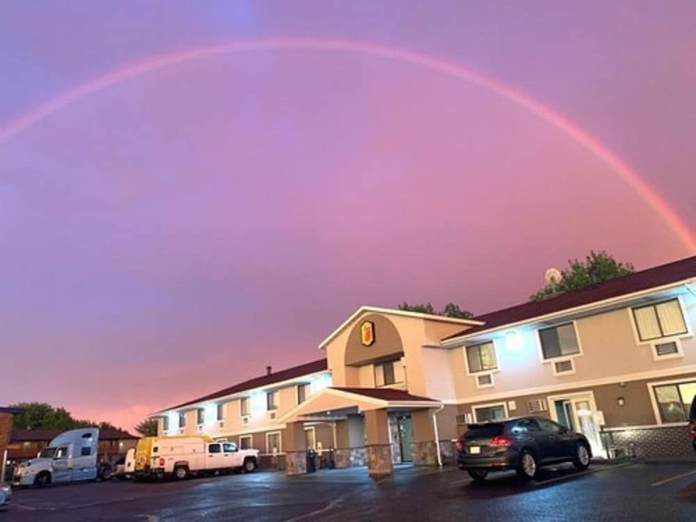 Super 8 by Wyndham Eau Claire WI 2 estrelas em Eau Claire