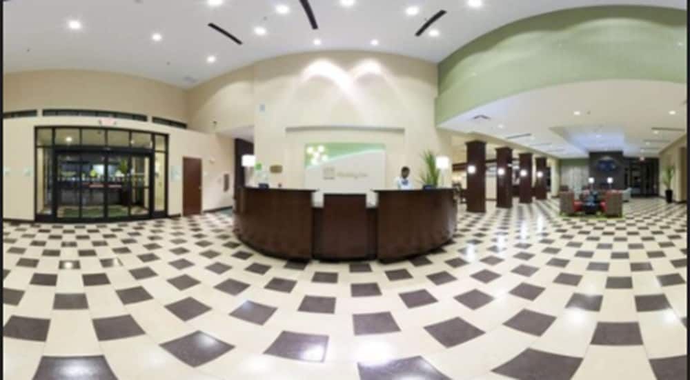 Holiday Inn St. Louis Fairview Heights by IHG 2