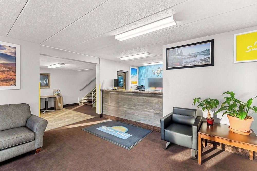 Days Inn by Wyndham Sioux Falls Empire 2