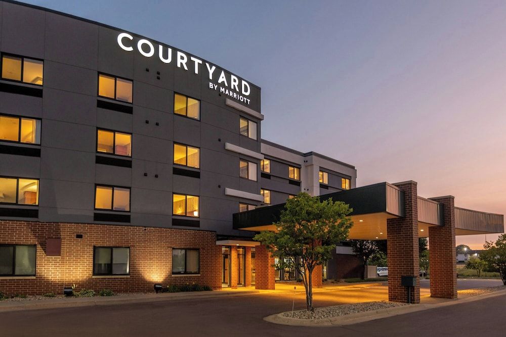 Courtyard by Marriott Sioux Falls 3 estrelas em Sioux Falls