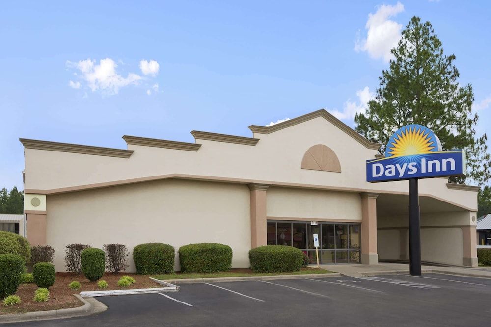 Days Inn by Wyndham Fayetteville-South/I-95 Exit 49 3 estrellas en Fayetteville