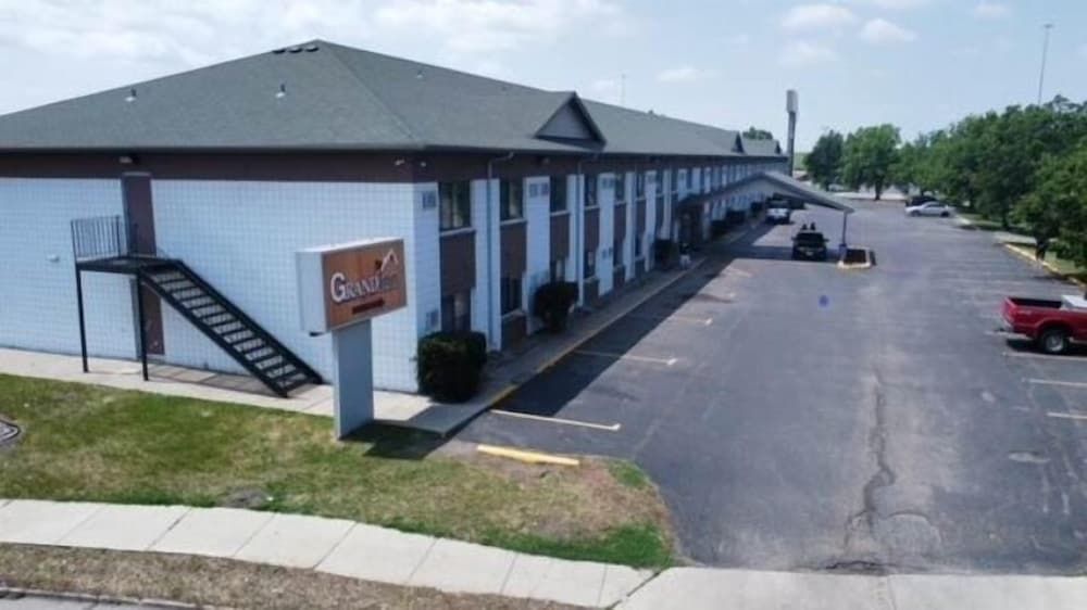 Grand Inn Fargo 2 étoiles à Fargo