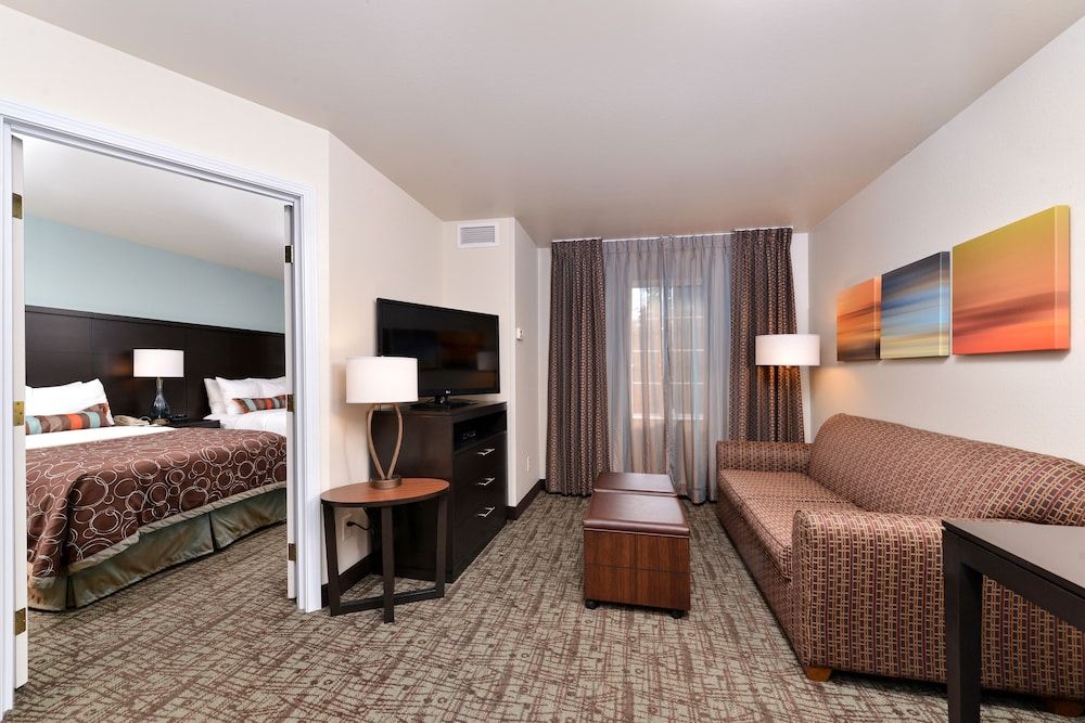 Staybridge Suites Sioux Falls At Empire Mall 3