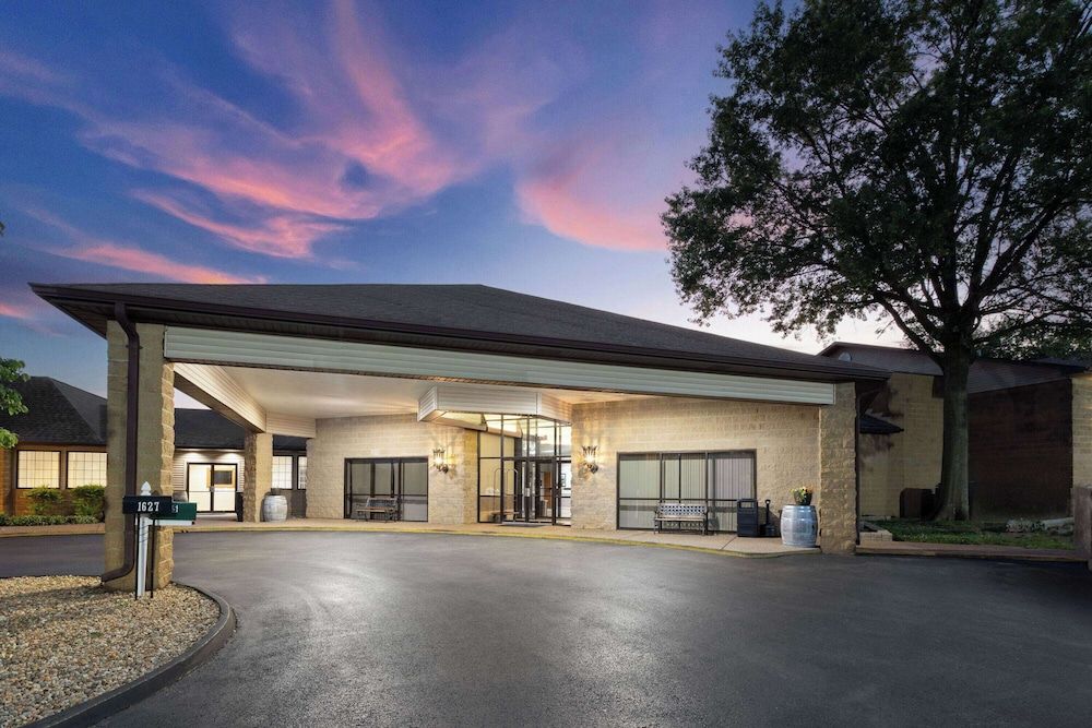 Baymont Inn and Suites by Wyndham Farmington, MO 3 étoiles à Farmington
