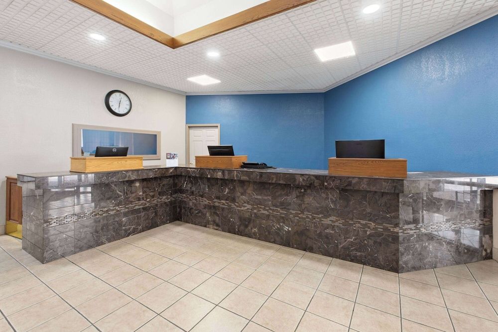 Baymont Inn and Suites by Wyndham Farmington, MO 2