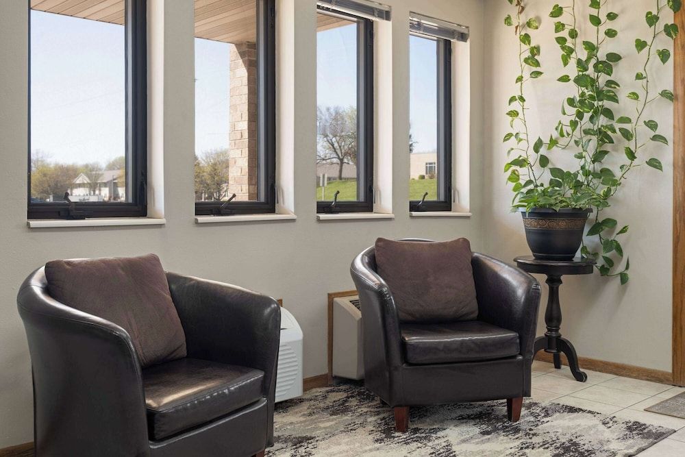 Super 8 Humboldt IA 3