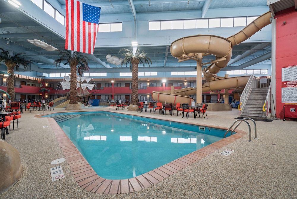 Ramada by Wyndham Sioux Falls Airport-Waterpark & Event Ctr 3 estrelas em Sioux Falls