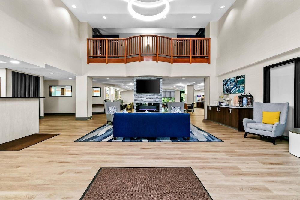 Comfort Inn & Suites Grand Blanc 3