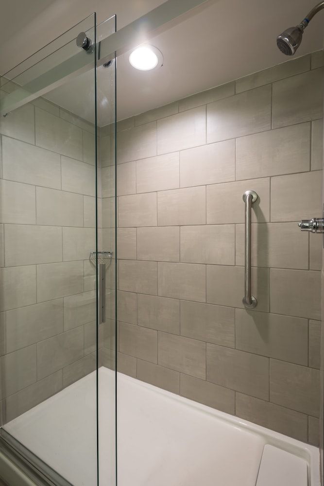 Wyndham Fort Smith 3