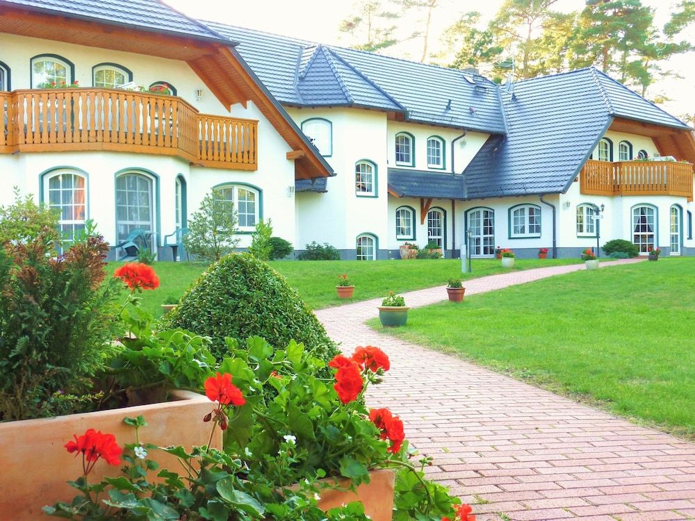 Landhaus Müritzgarten -1 estrelas em Röbel